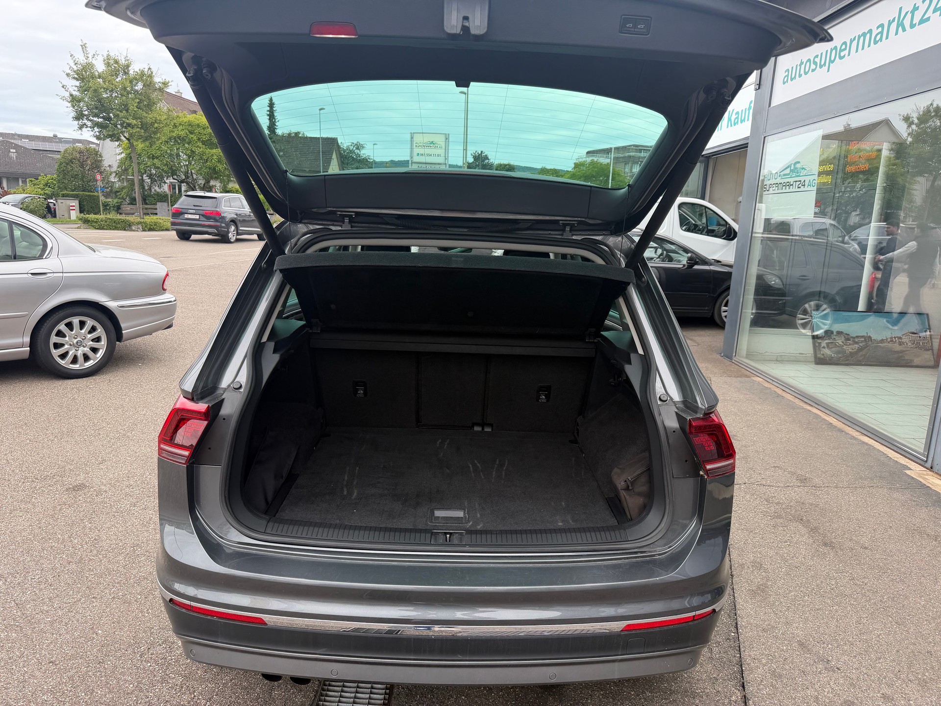 VW Tiguan Allspace 2.0 TDI SCR Highline 4Motion DSG-image-9