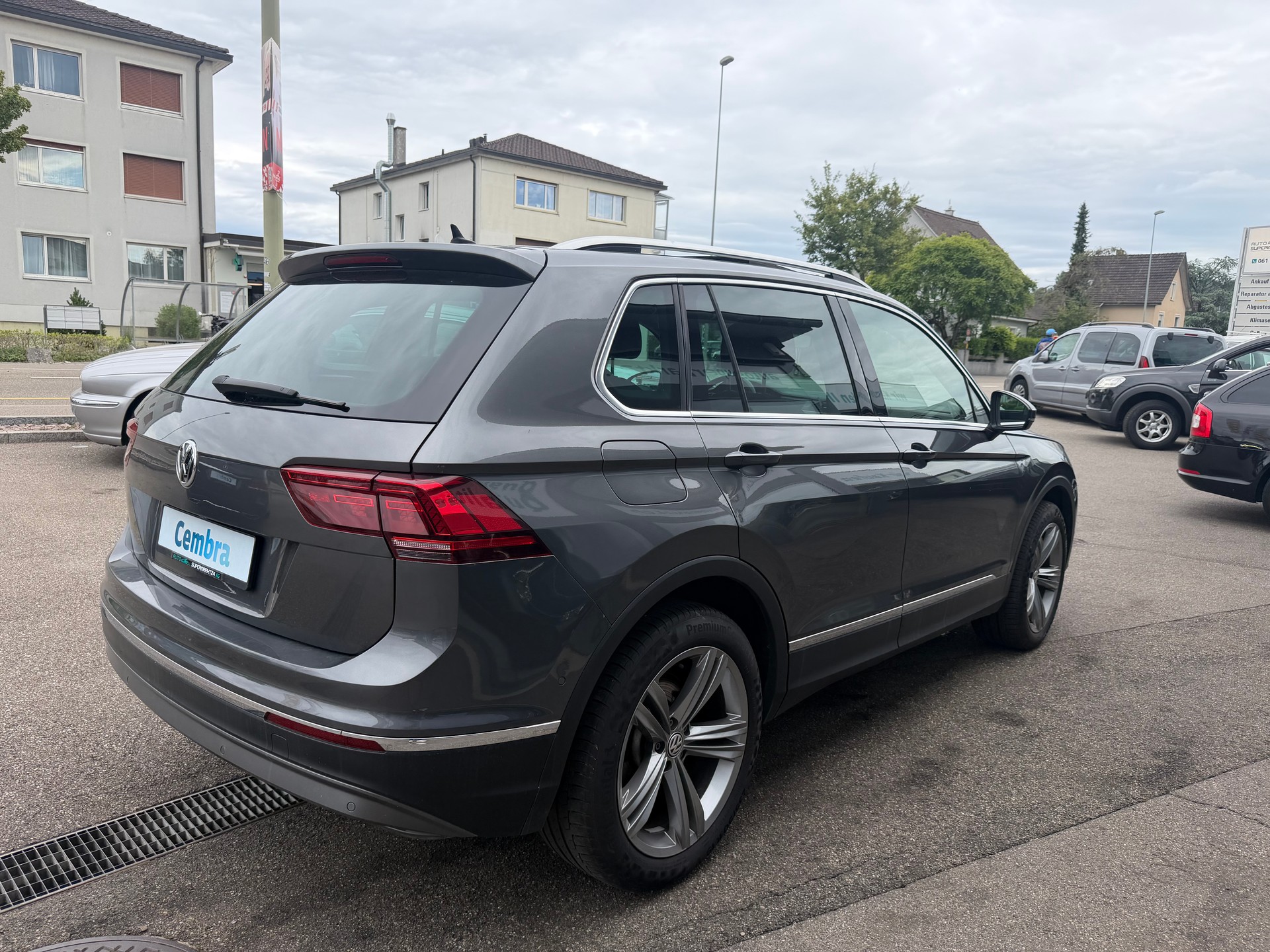 VW Tiguan Allspace 2.0 TDI SCR Highline 4Motion DSG-image-5