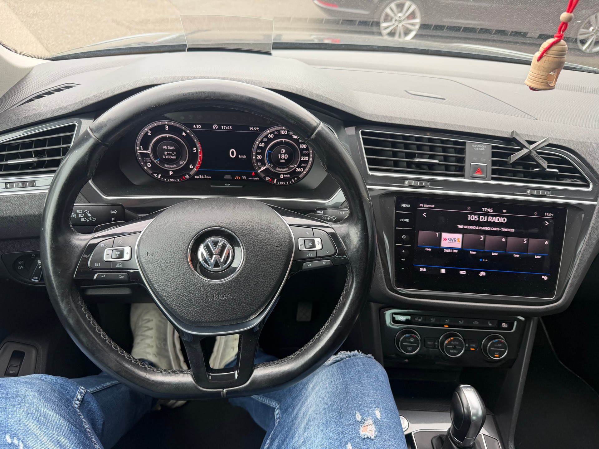 VW Tiguan Allspace 2.0 TDI SCR Highline 4Motion DSG-image-15