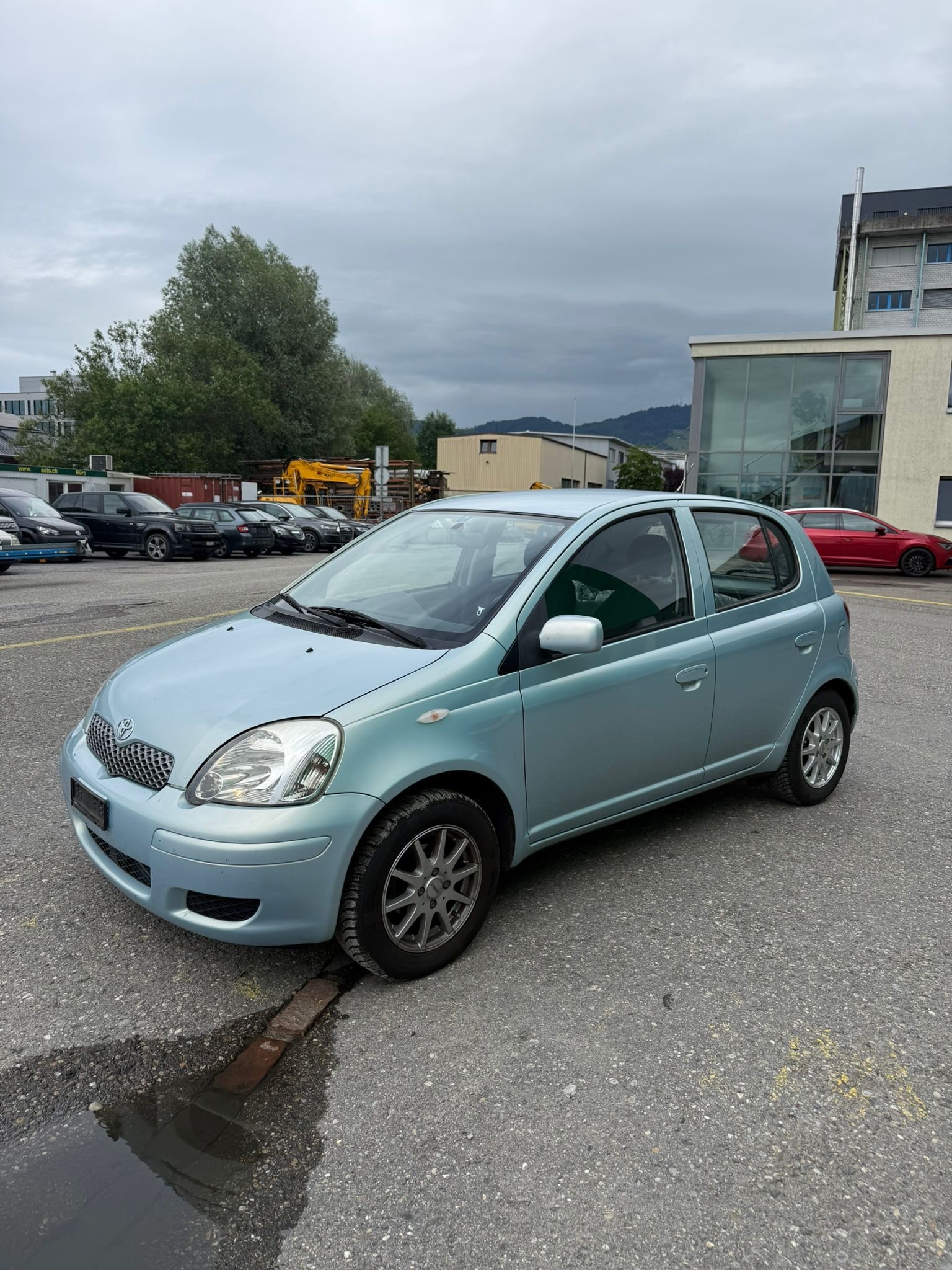 TOYOTA Yaris 1.4 D-4D Linea Luna-image-2