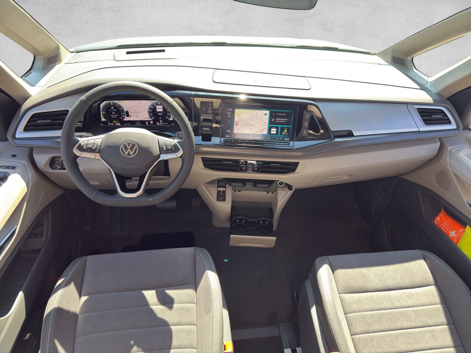 VW California eHybrid Beach 4Motion-image-12