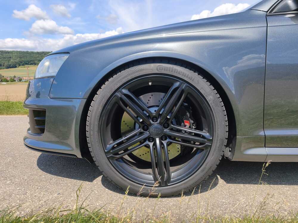 AUDI RS6 Limousine 5.0 TFSI V10 quattro tiptronic-image-14