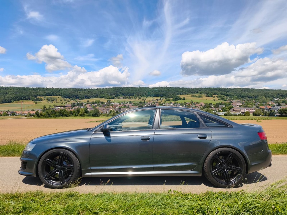 AUDI RS6 Limousine 5.0 TFSI V10 quattro tiptronic-image-2