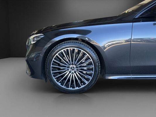MERCEDES-BENZ E 200 T 9G-Tronic 4Matic-image-4