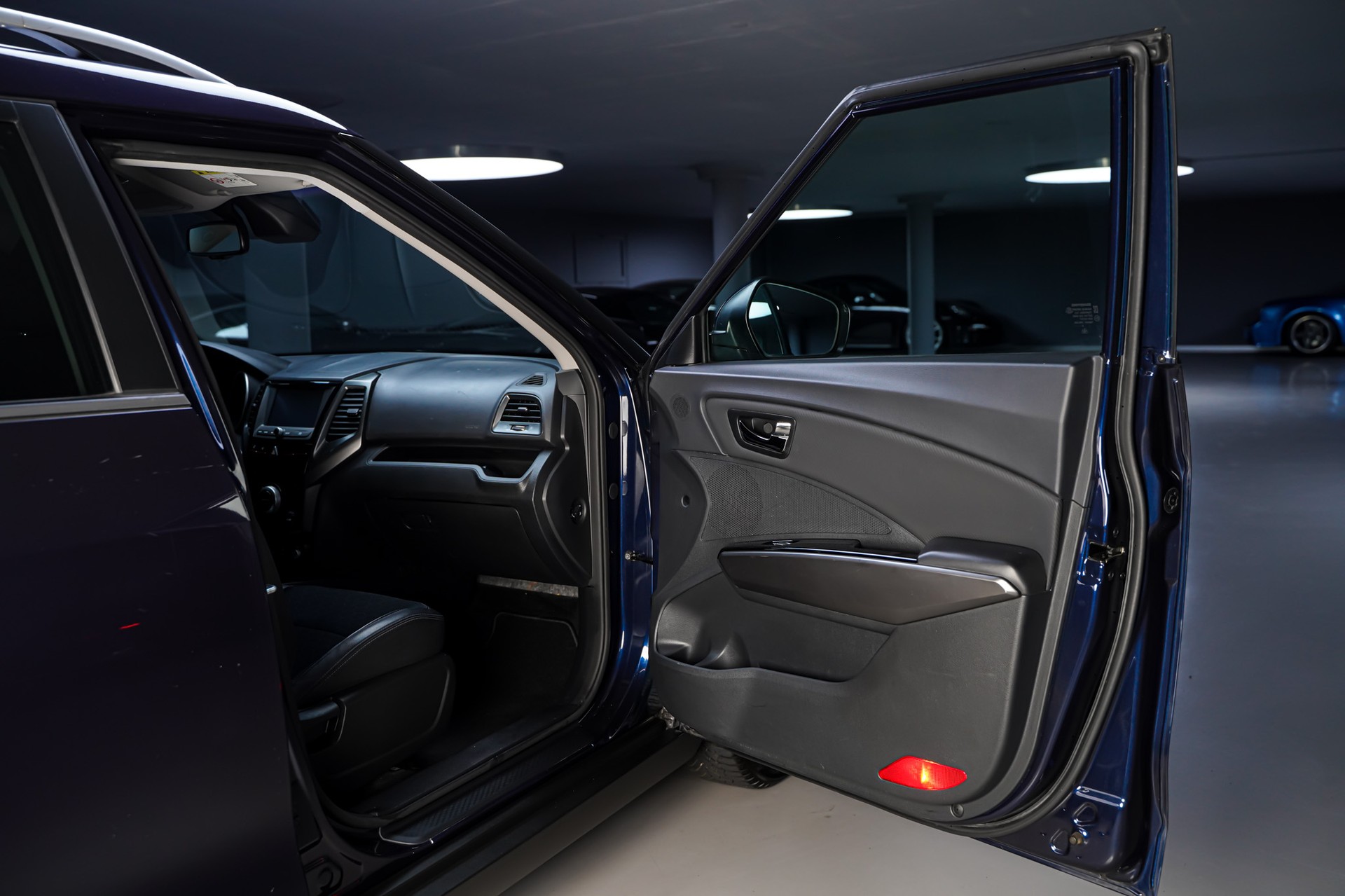 KGM-SsangYong XLV 1.6 eXDi Quartz 4WD Automatic-image-16
