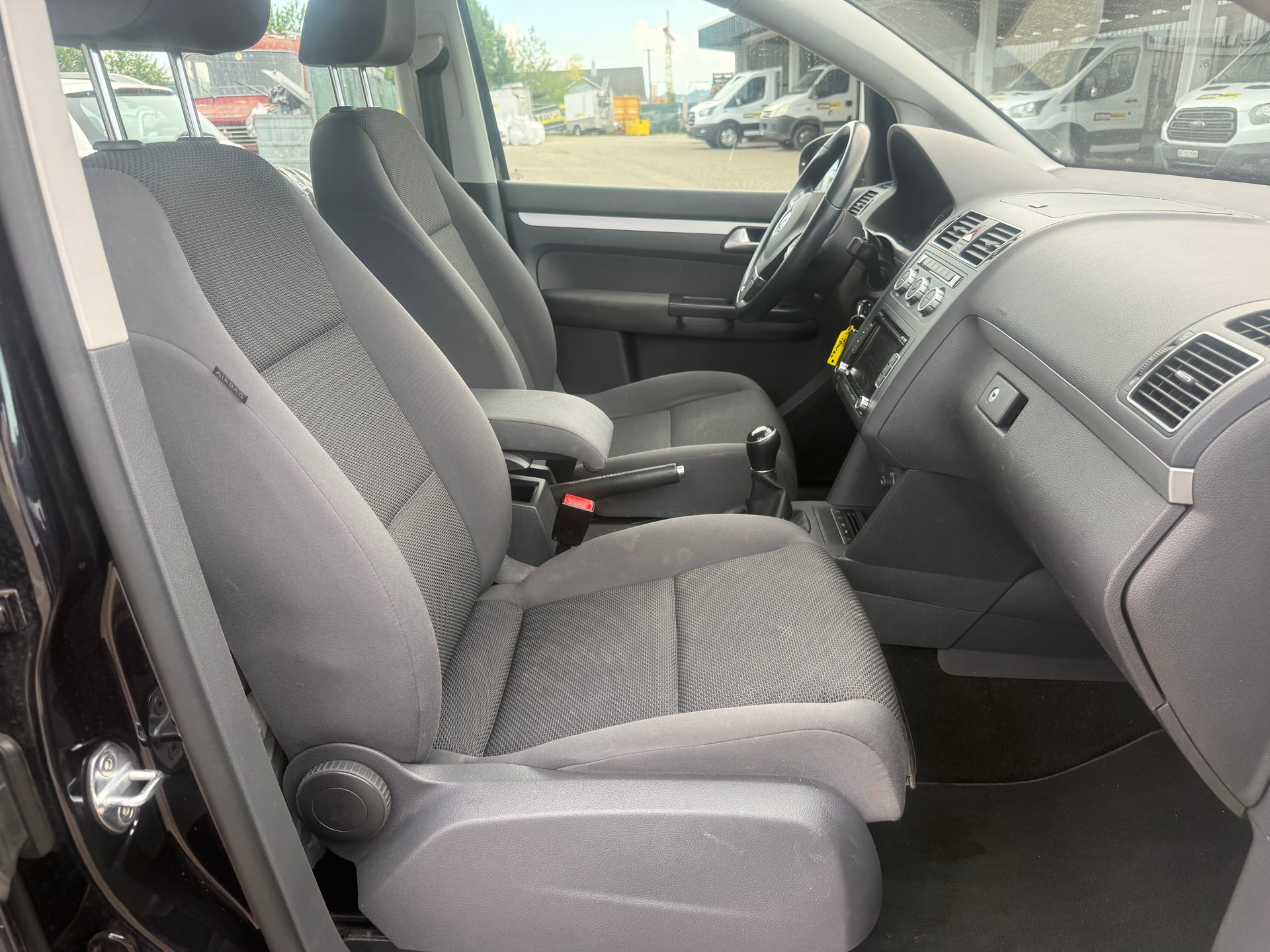VW Touran 1.2 TSI BlueMotion Technology Cup-image-11