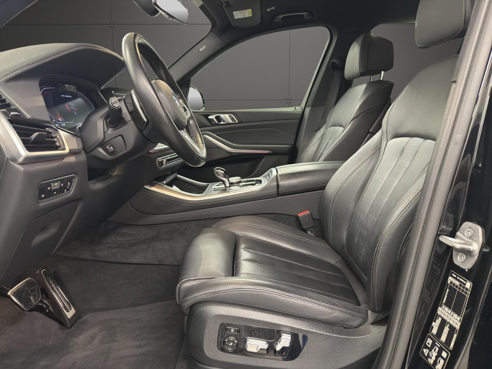 BMW X5 M50i xDrive-image-6