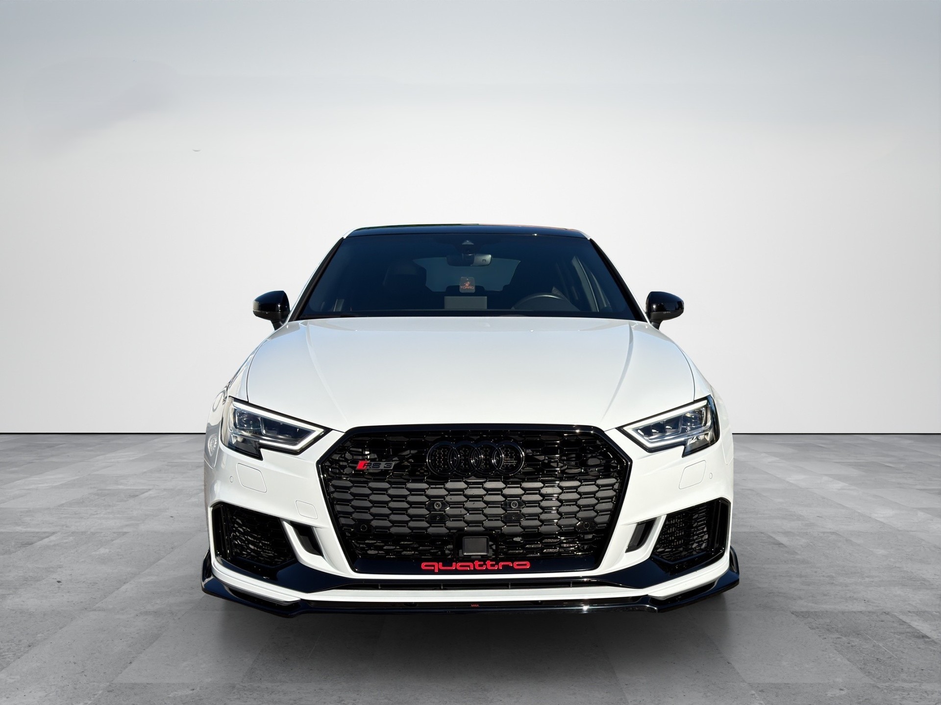 AUDI RS3 Sportback 2.5 TSI quattro S-tronic-image-1