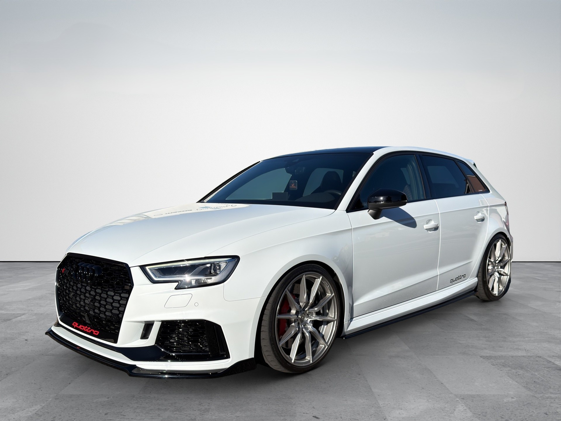 AUDI RS3 Sportback 2.5 TSI quattro S-tronic-image-0