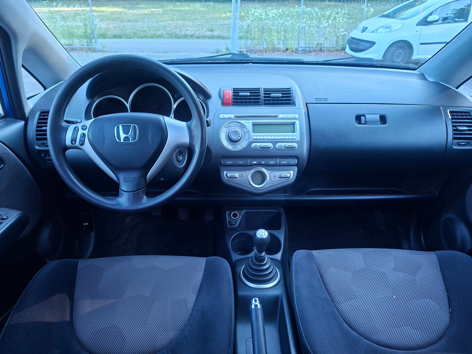 HONDA Jazz 1.4i LS-image-7