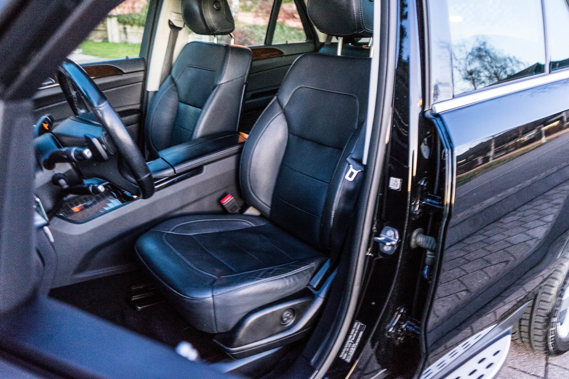 MERCEDES-BENZ GLE 250 d Executive 4Matic 9G Standheizung-image-14