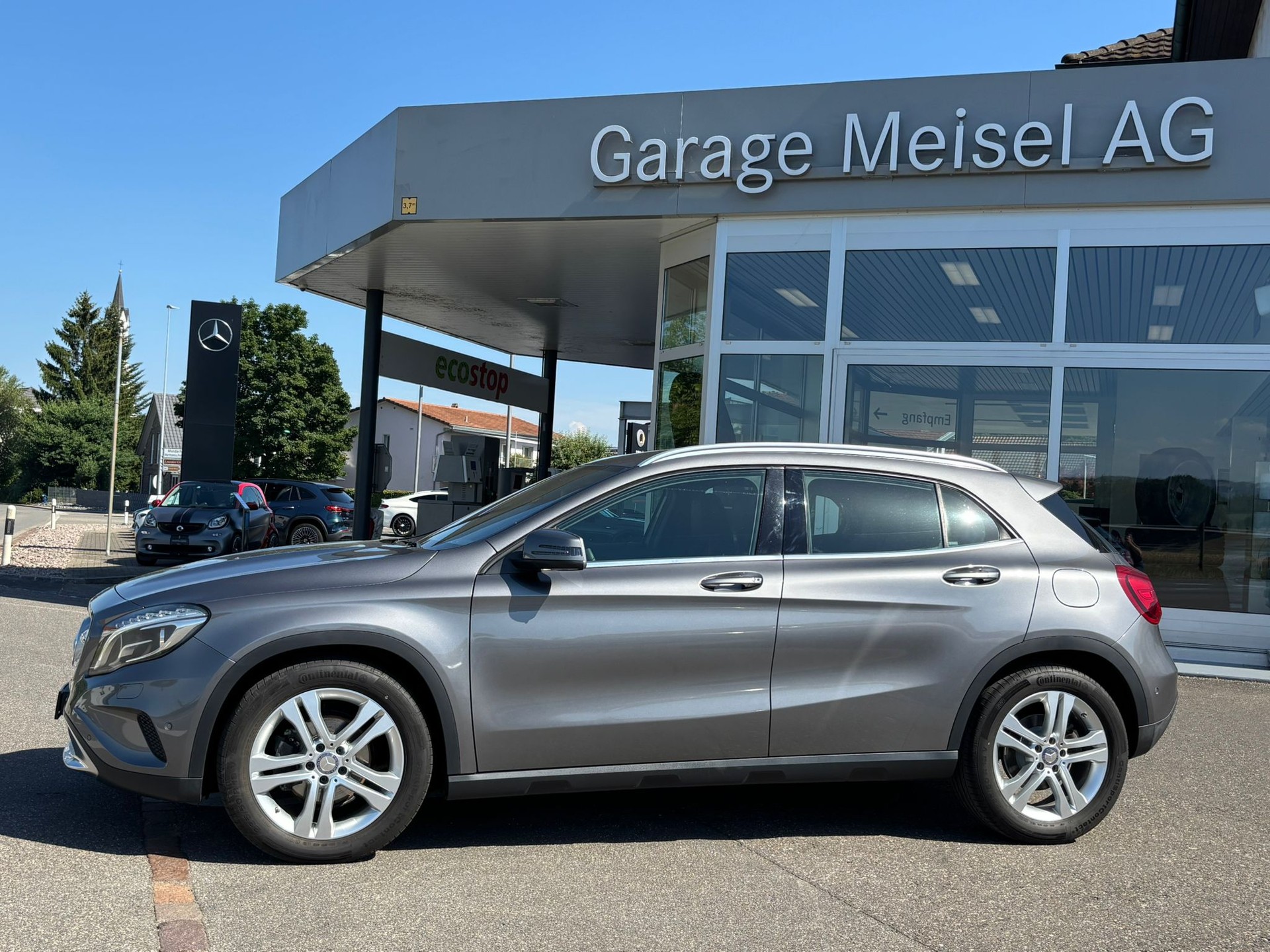 MERCEDES-BENZ GLA 200d Urban 4Matic-image-5