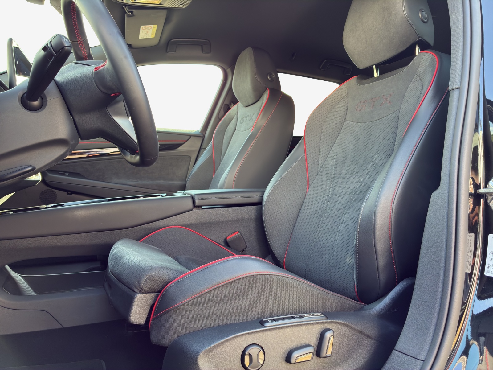 VW ID.7 Tourer GTX 86 kWh GTX 4 Motion-image-8