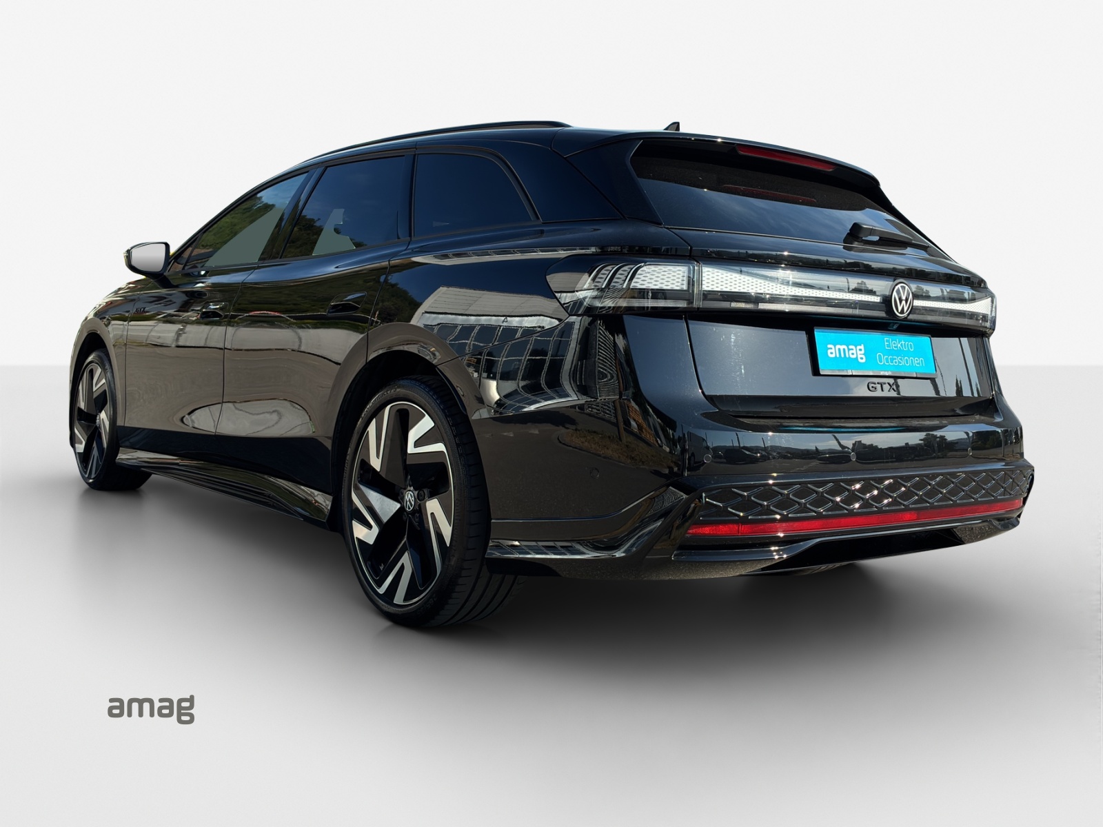 VW ID.7 Tourer GTX 86 kWh GTX 4 Motion-image-2