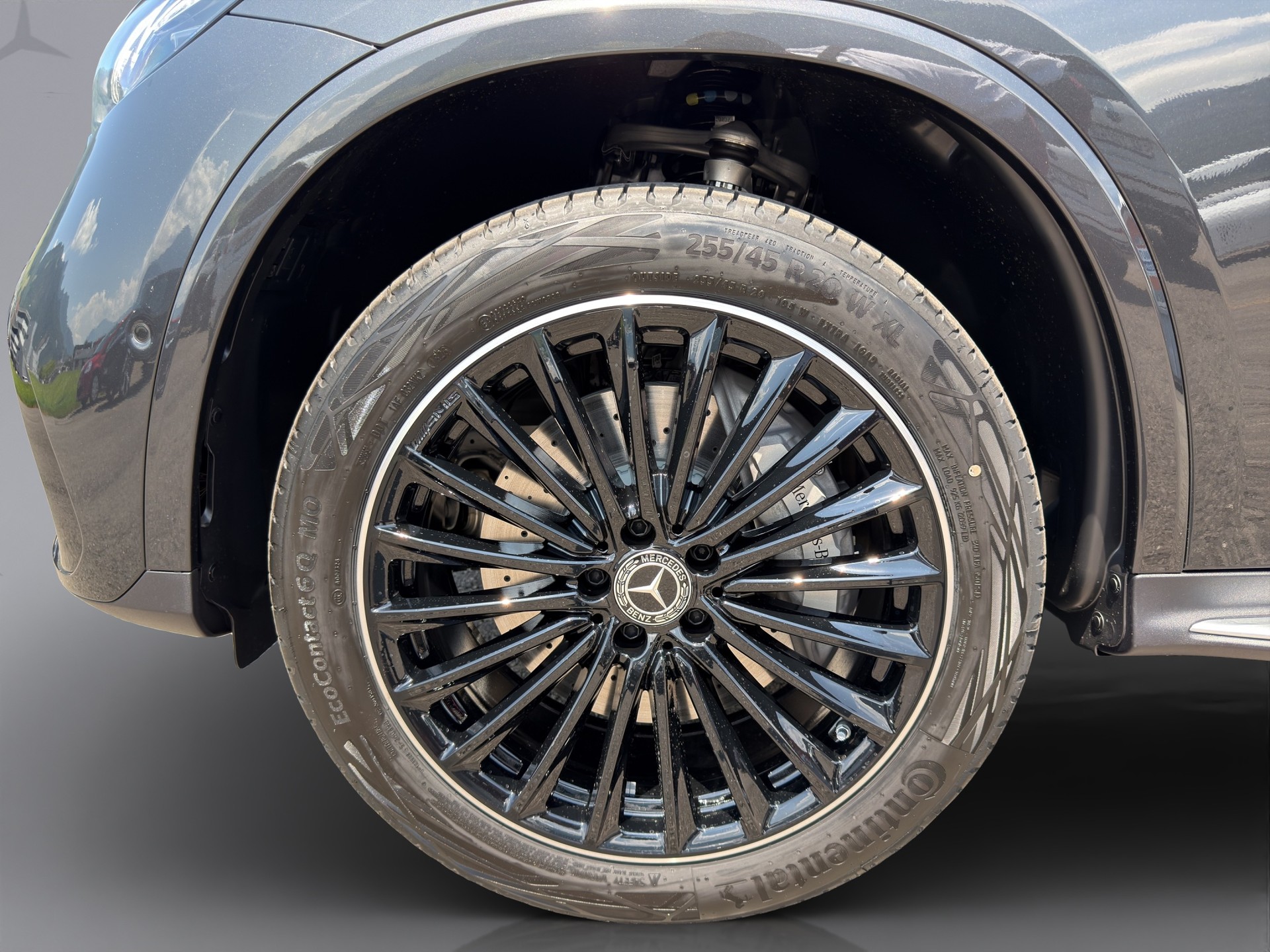 MERCEDES-BENZ GLC 400 e EQ Star AMG Line 4matic-image-17