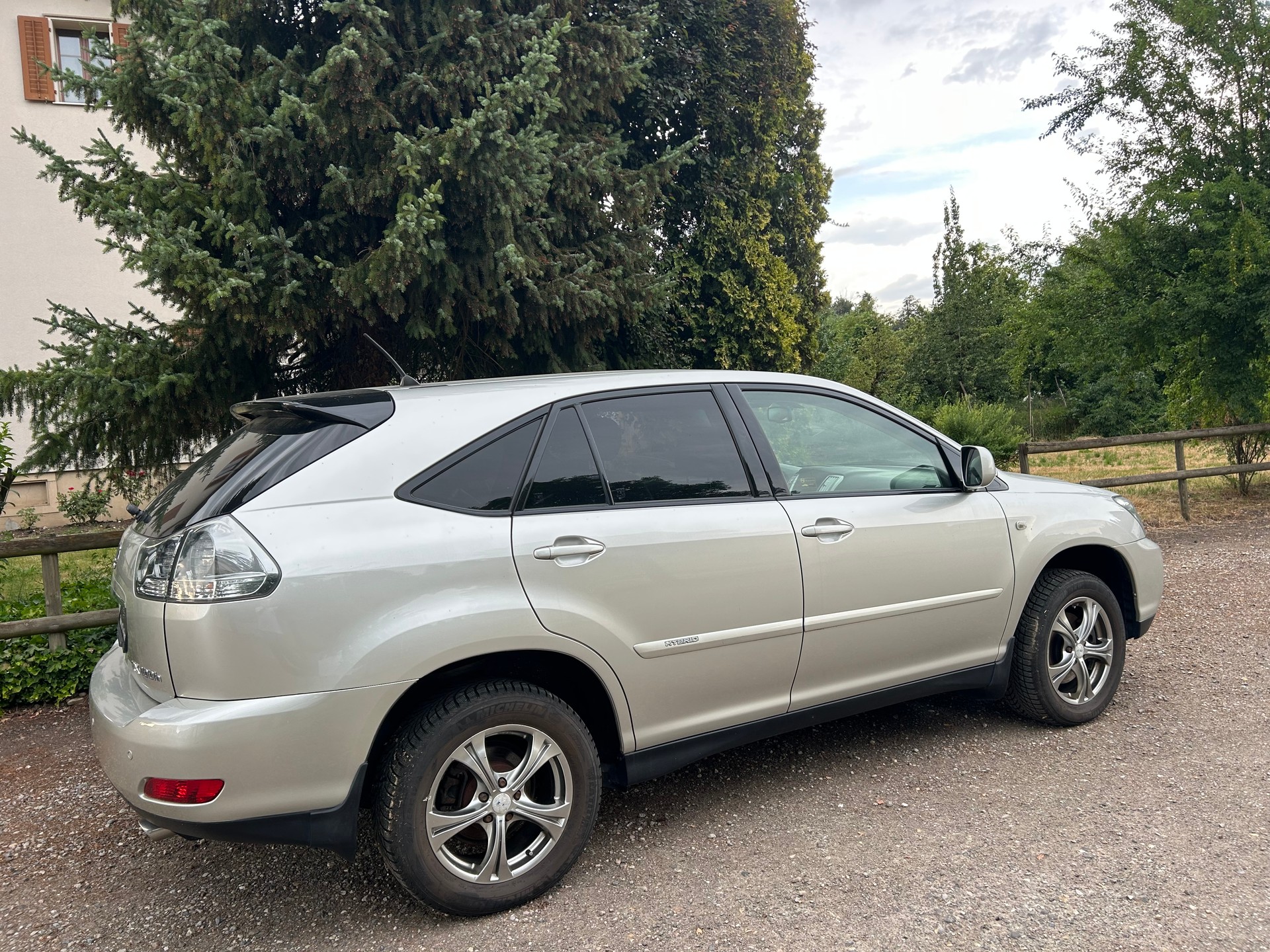 LEXUS RX 400h AWD Automatic-image-3