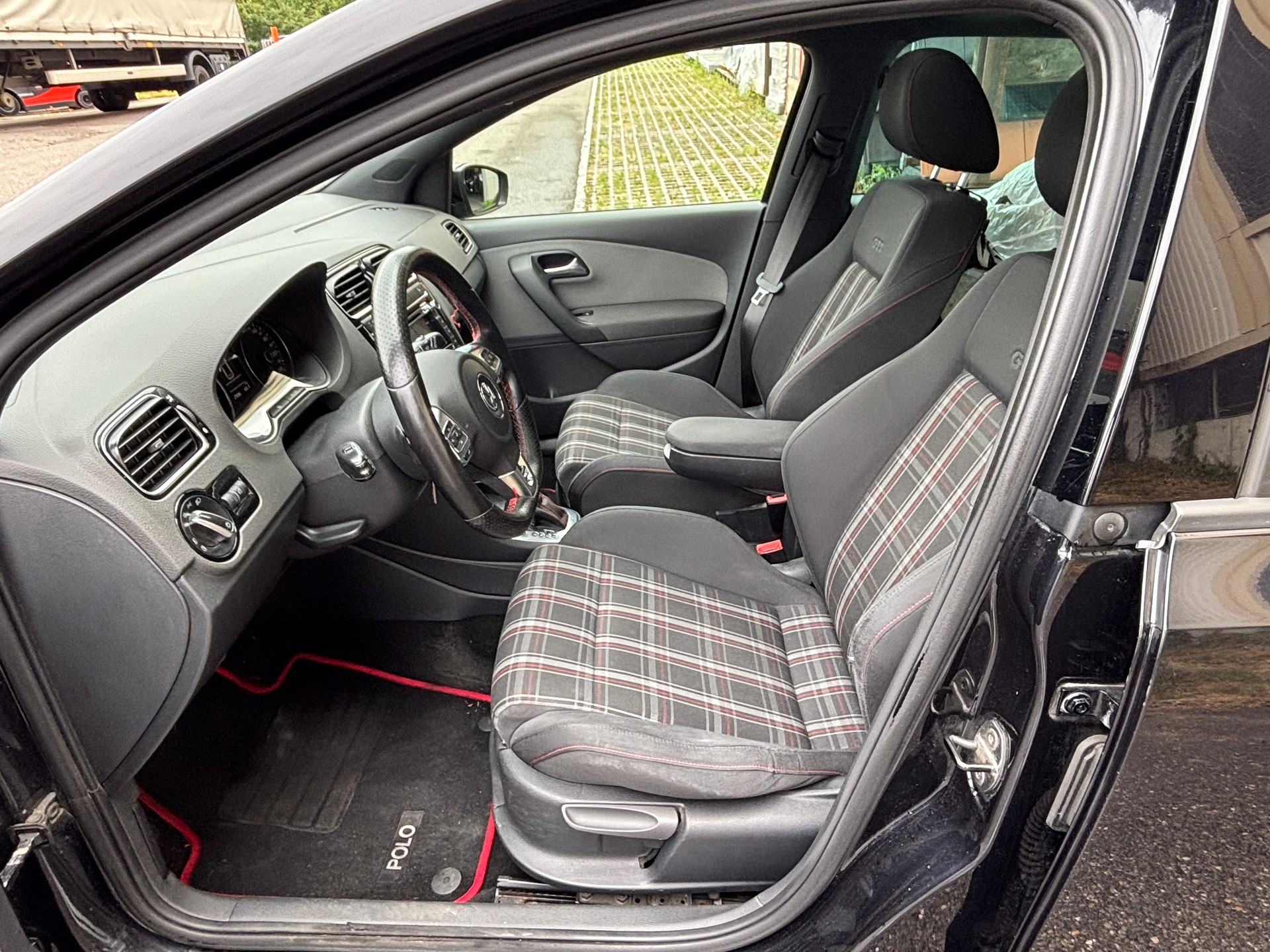 VW Polo 1.4 TSI GTI DSG-image-10
