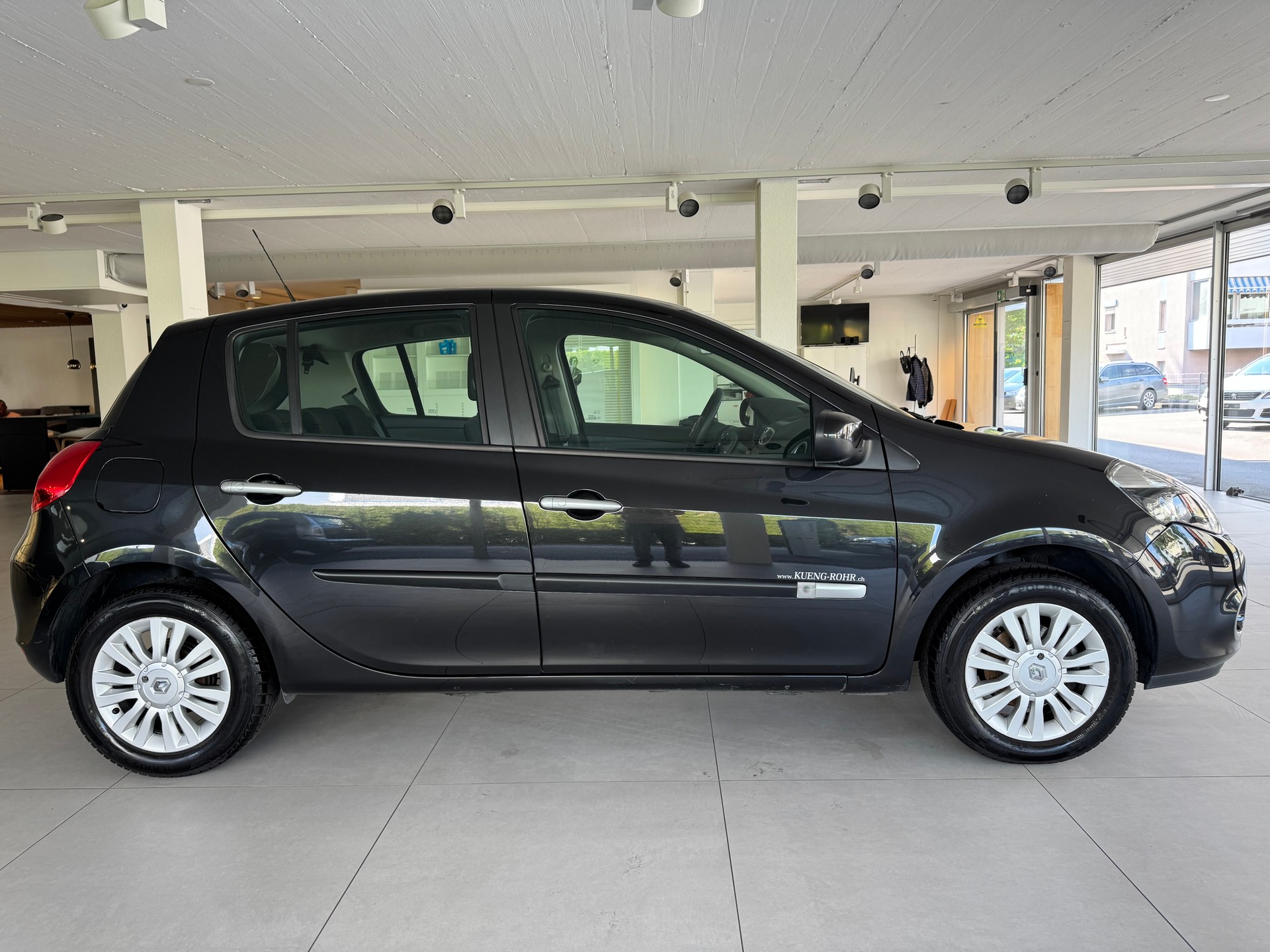 RENAULT Clio 1.2 16V Turbo S-image-3