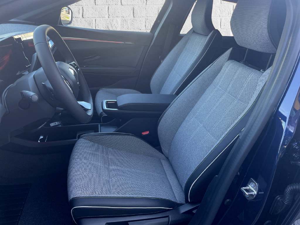 RENAULT Megane E-Tech 100% electric techno 220 PS Comfort Range-image-5
