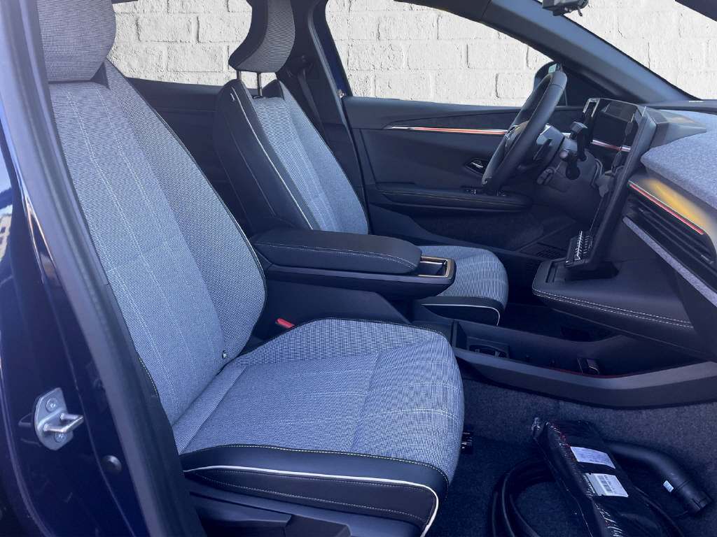 RENAULT Megane E-Tech 100% electric techno 220 PS Comfort Range-image-6