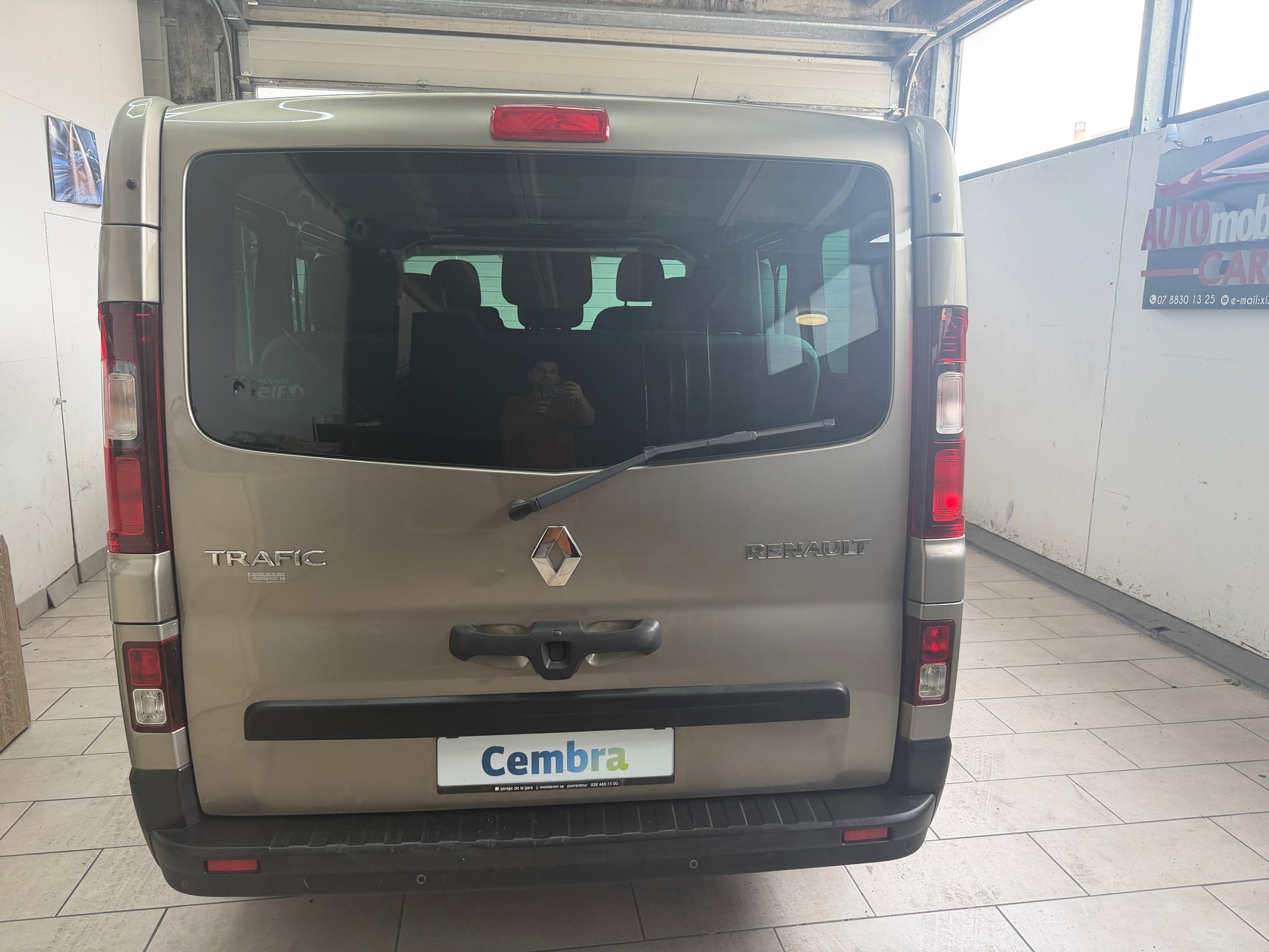 RENAULT Trafic ENERGY dCi 125 Passenger Authentique-image-6