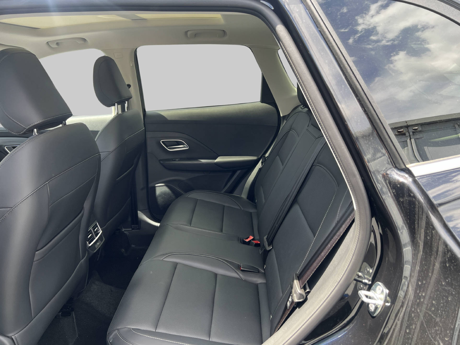 MG ZS 1.5 Hybrid+ Luxury-image-8