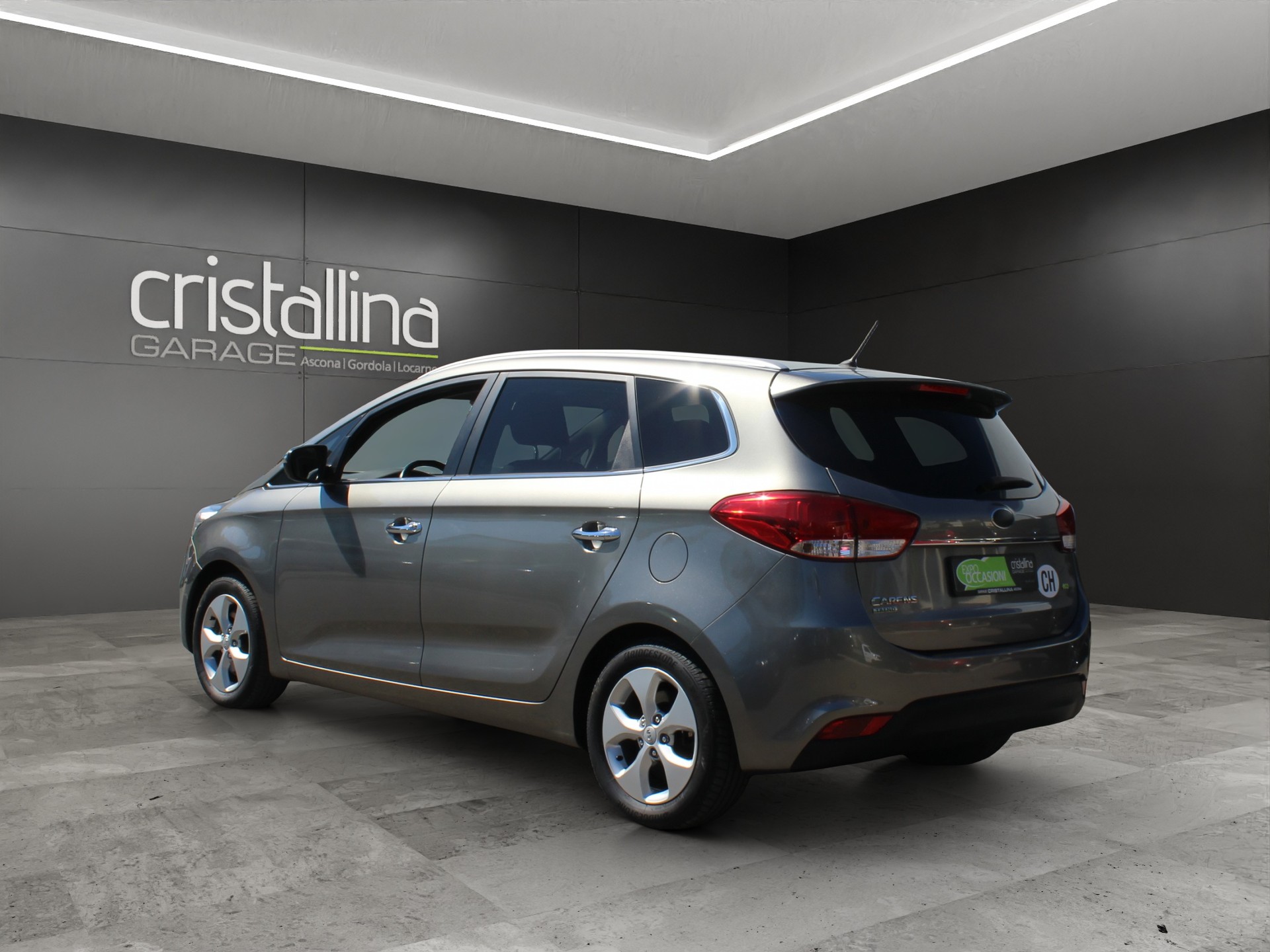 KIA Carens 1.6 GDi Trend-image-2