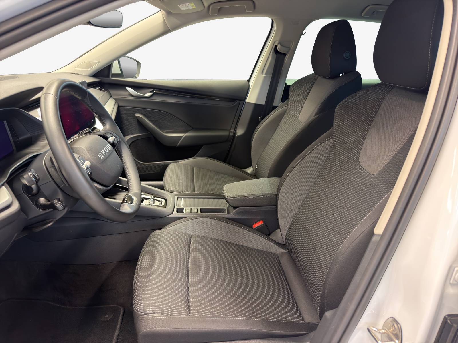 SKODA Octavia Combi 2.0 TDI DSG Selection-image-7