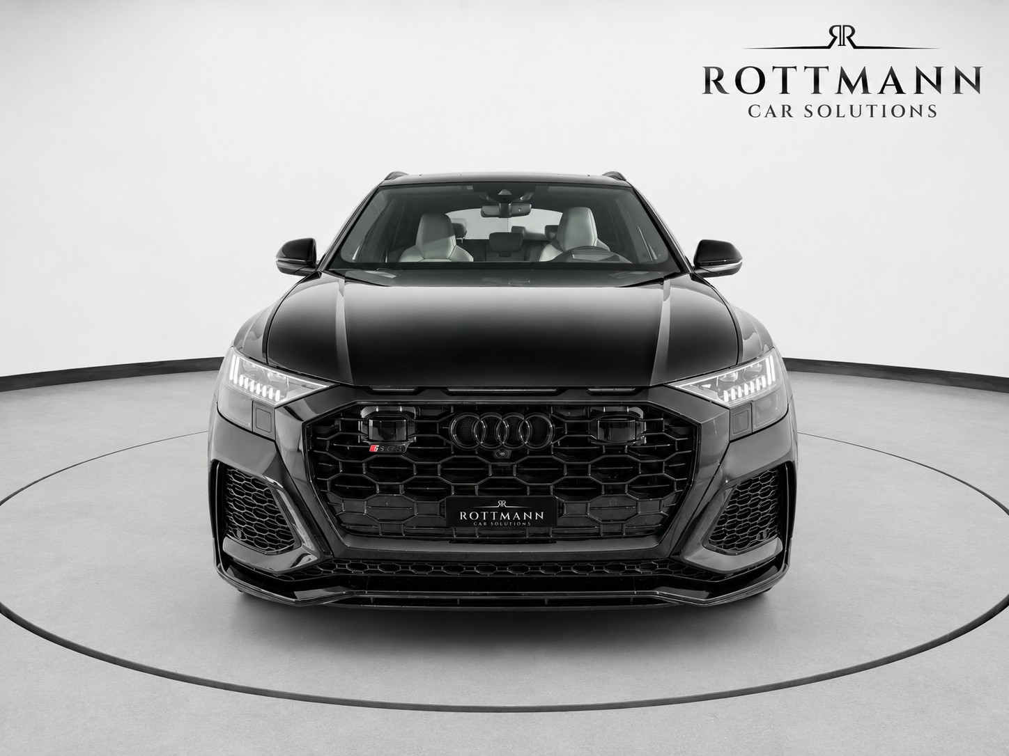 AUDI RSQ8 quattro tiptronic-showroom-element-2