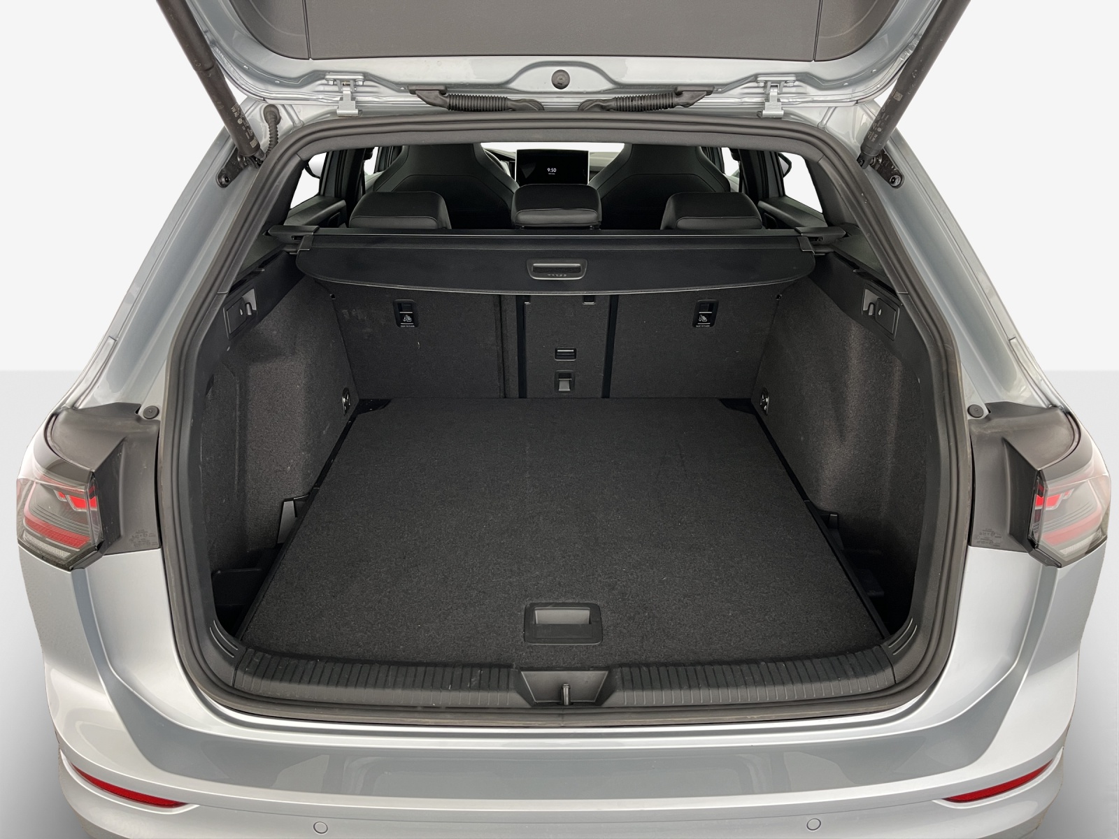 VW Golf Variant 2.0 TSI R-Line DSG 4 Motion-image-12
