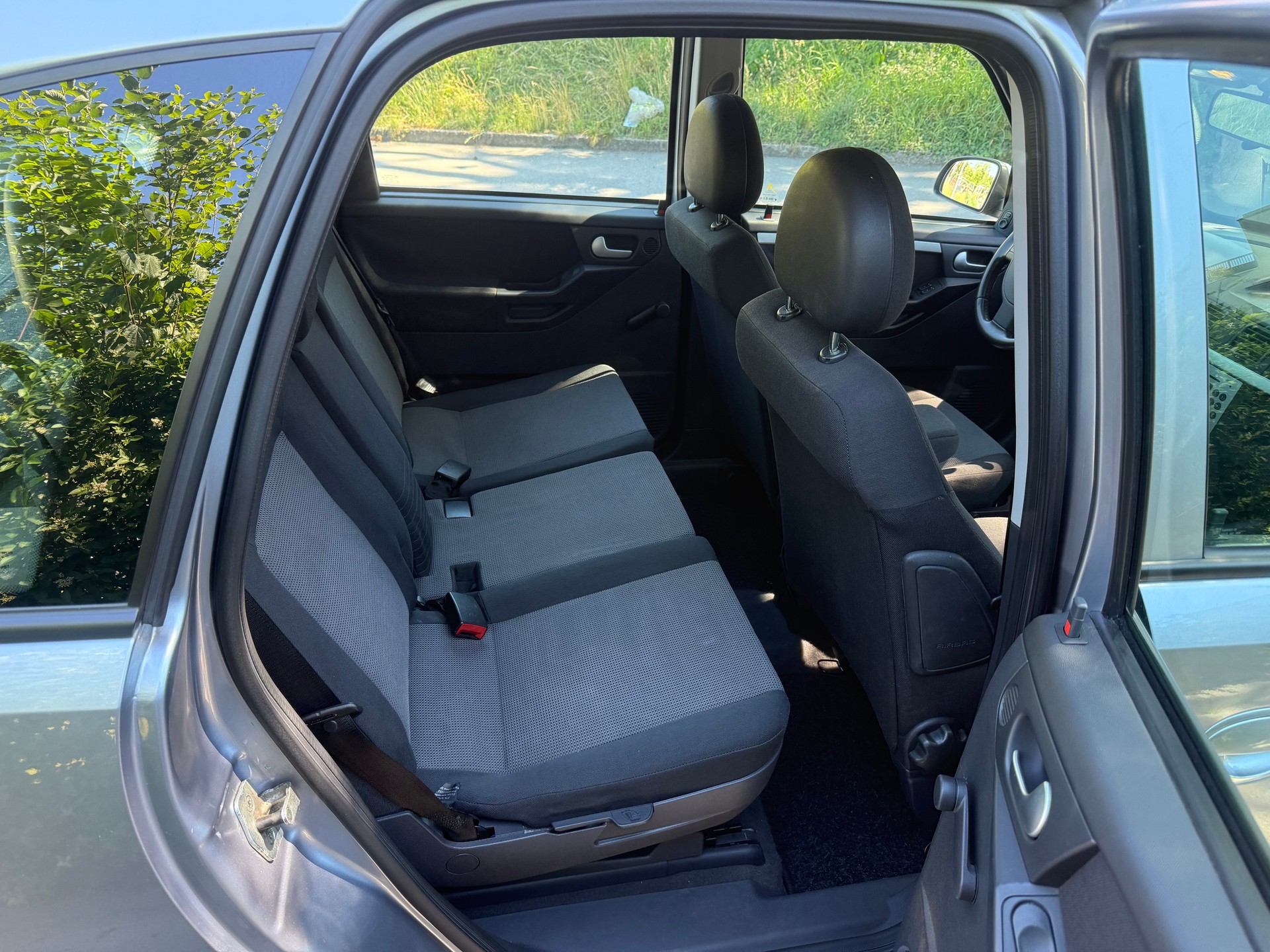 OPEL Meriva 1.7 CDTi Linea Fresca-image-17