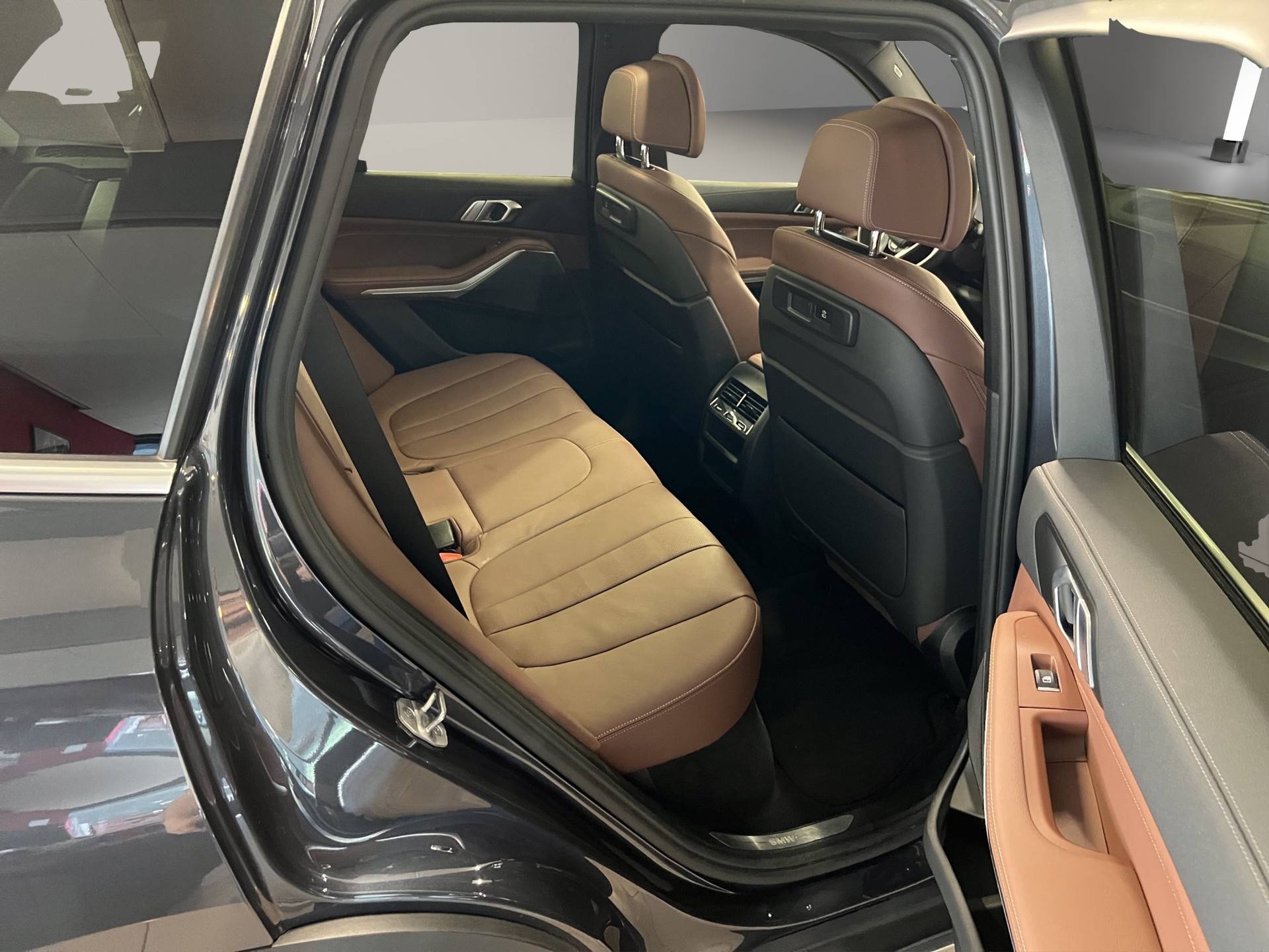 BMW X5 xDrive45e xLine Steptronic-image-14