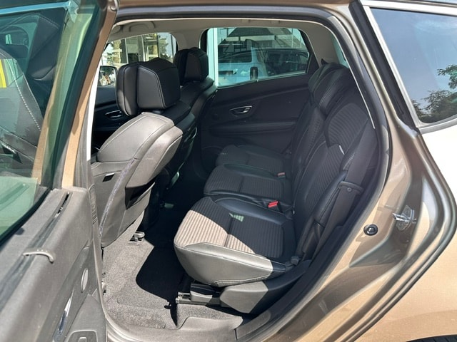 RENAULT Scénic 1.6 dCi Bose EDC-image-9
