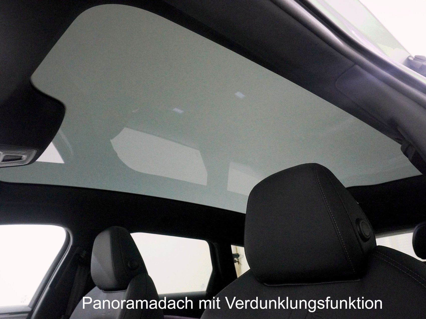 AUDI A6 e-tron Avant quattro S line-image-26