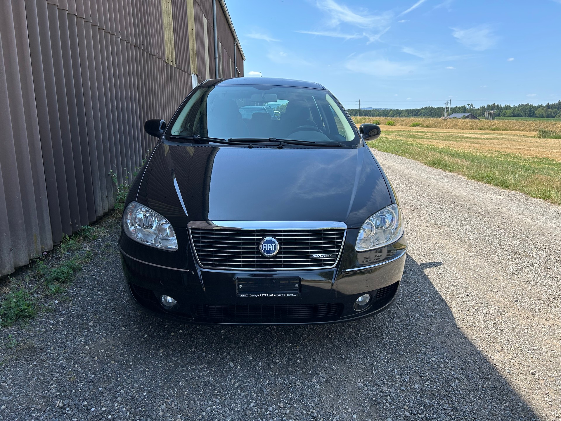 FIAT Croma 1.9 16V JTD Emotion mit frische Ab MFK +service