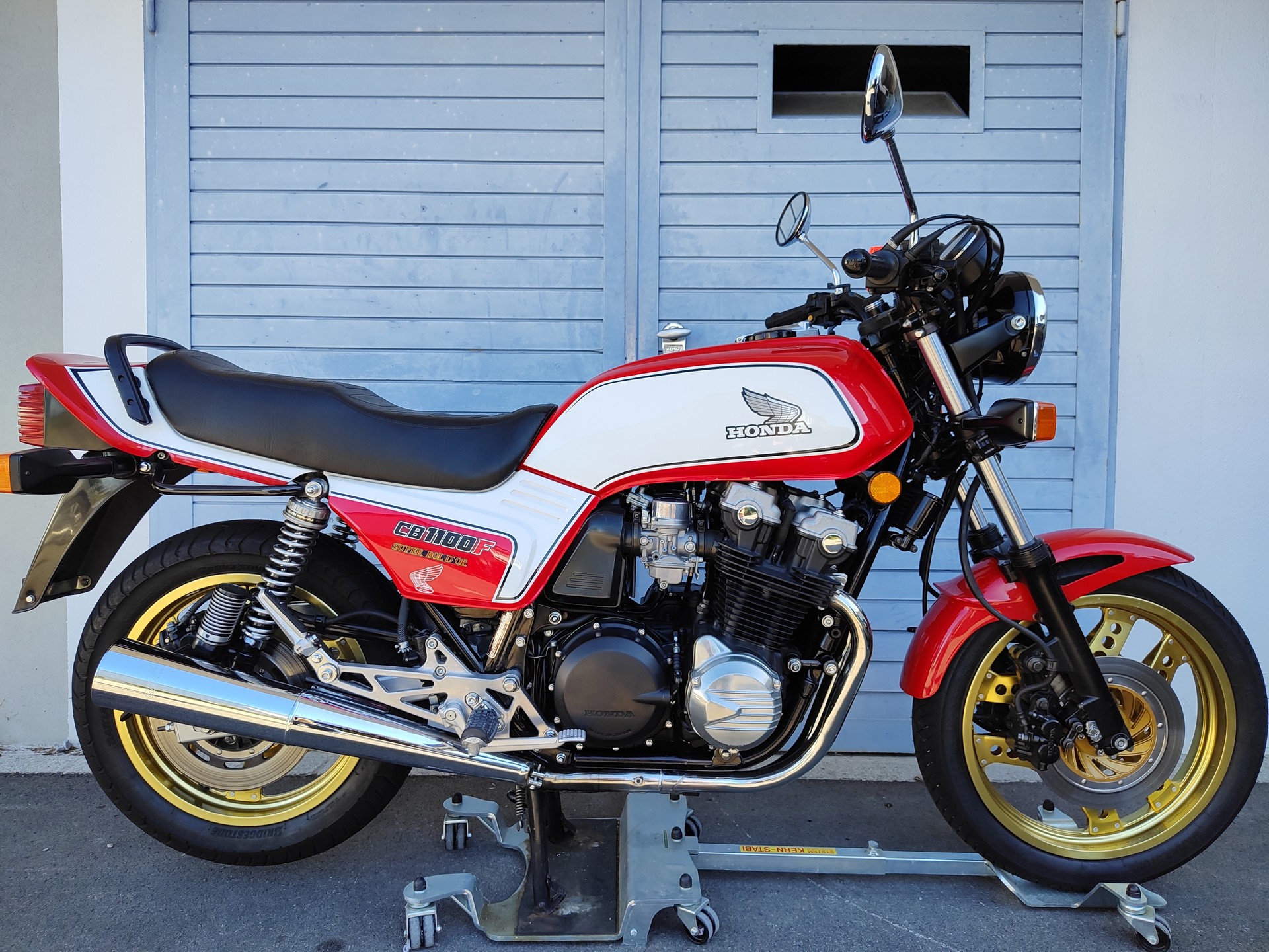 HONDA CB 1100 F-image-1