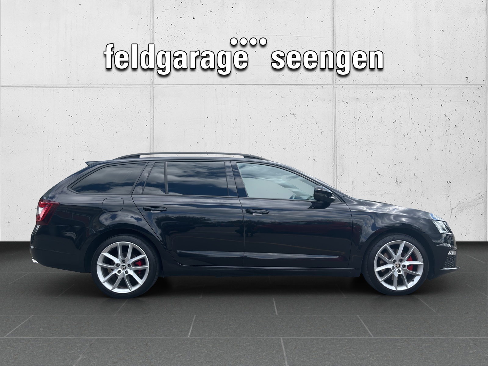 SKODA Octavia Combi 2.0 TDI RS 4x4 DSG mit AHK & Winterräder-showroom-element-3
