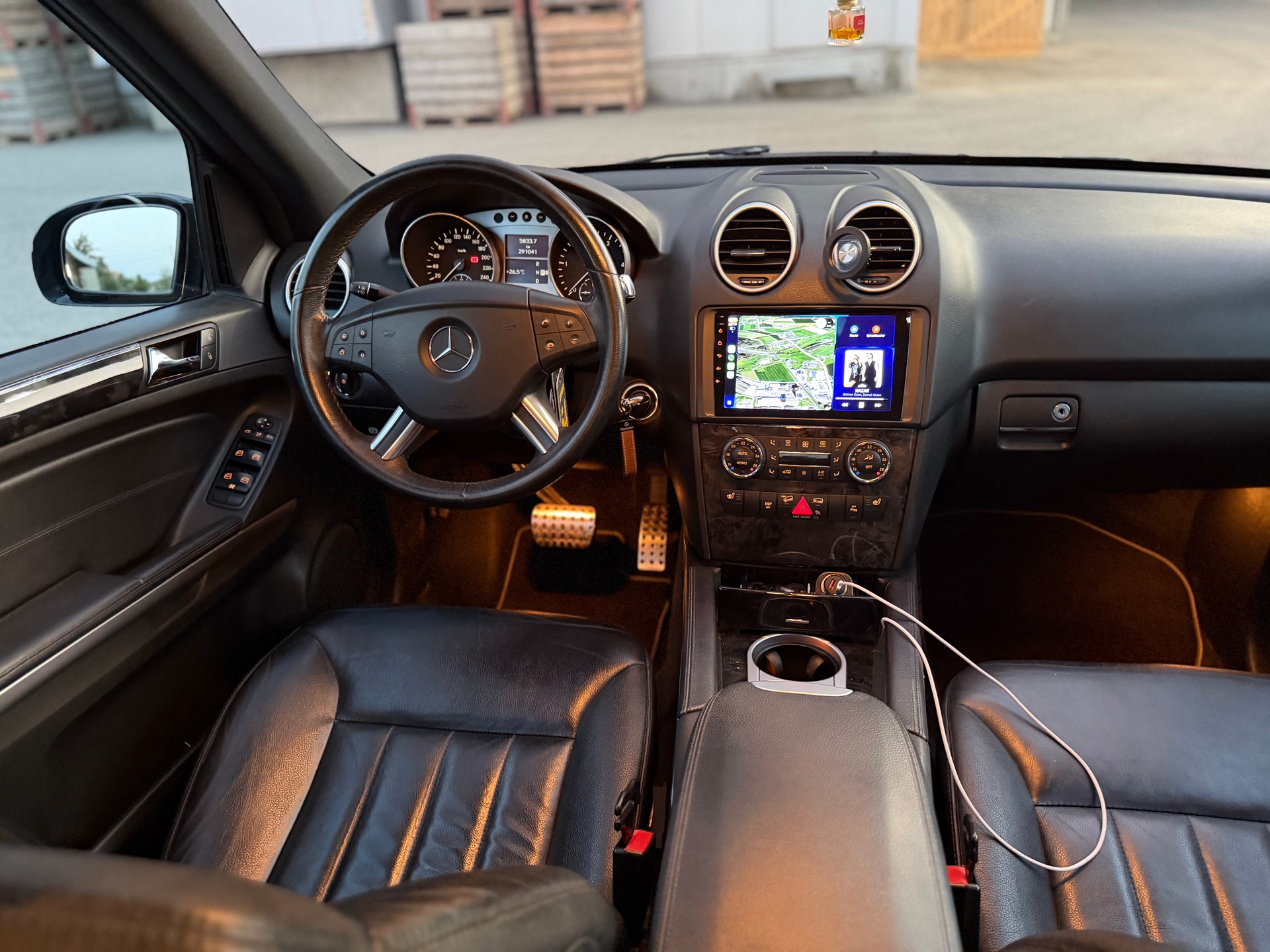 MERCEDES-BENZ ML 320 CDI 4Matic Edition7G-Tronic-image-6