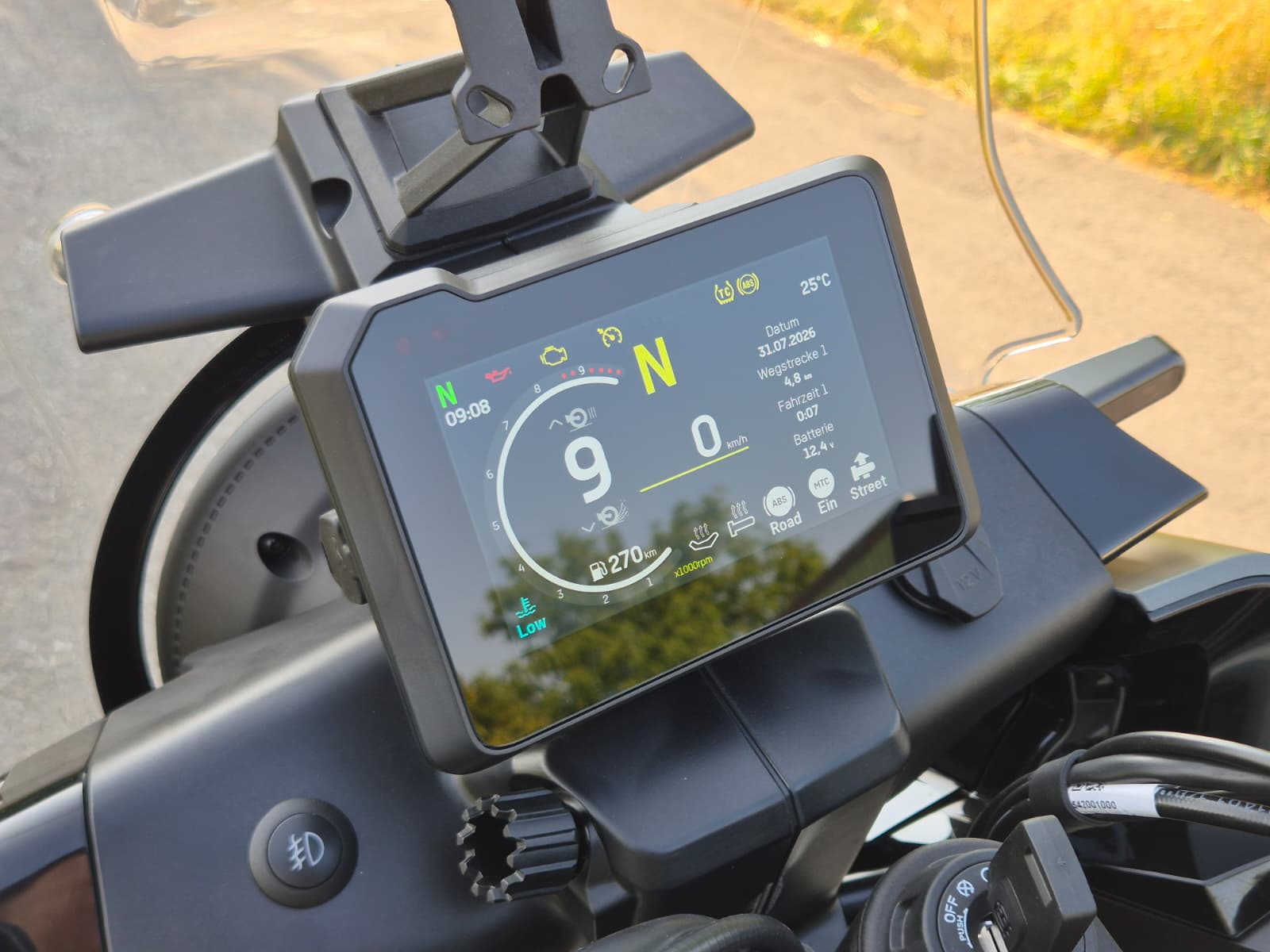 HUSQVARNA Norden 901 Expedition-image-6