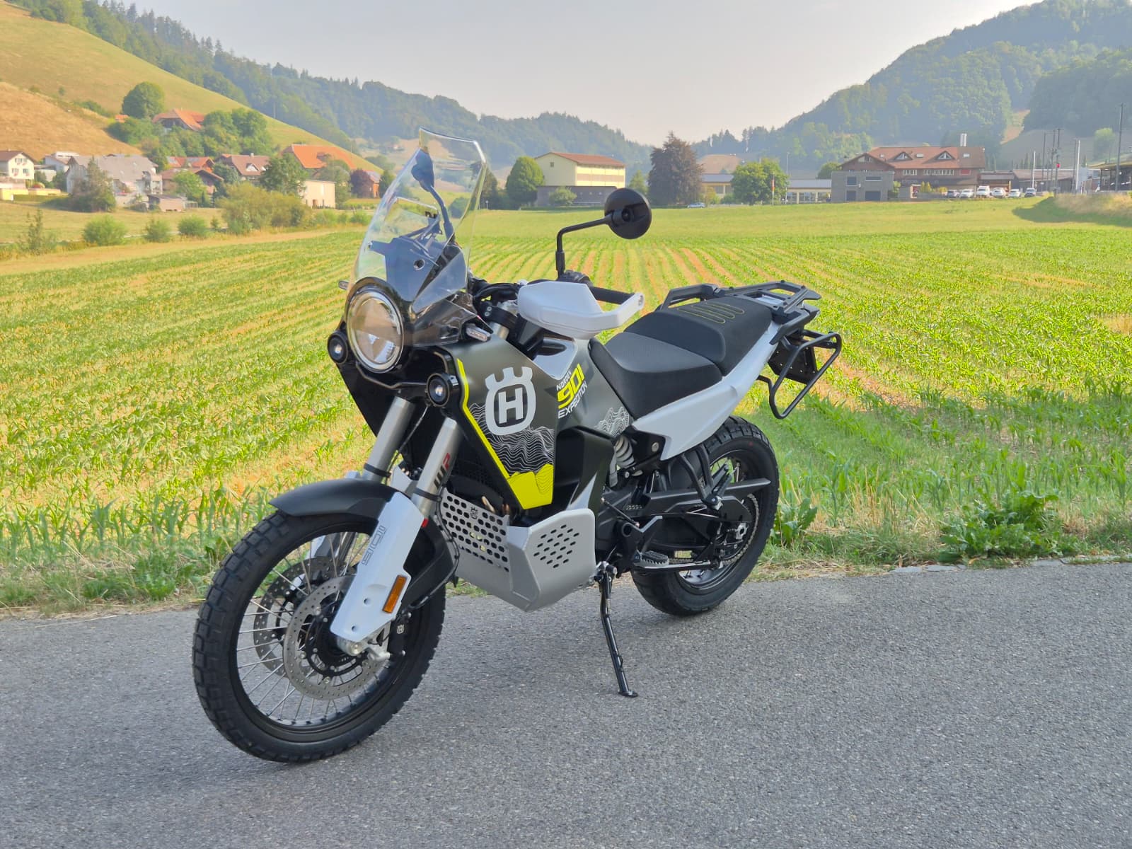 HUSQVARNA Norden 901 Expedition-image-1