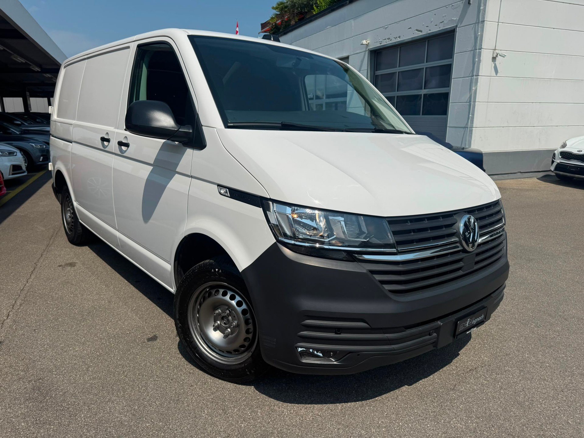 VW T6.1 2.0 TDI-image-2
