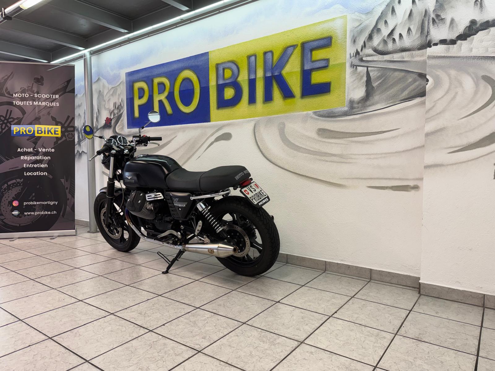 MOTO GUZZI V7-showroom-element-3