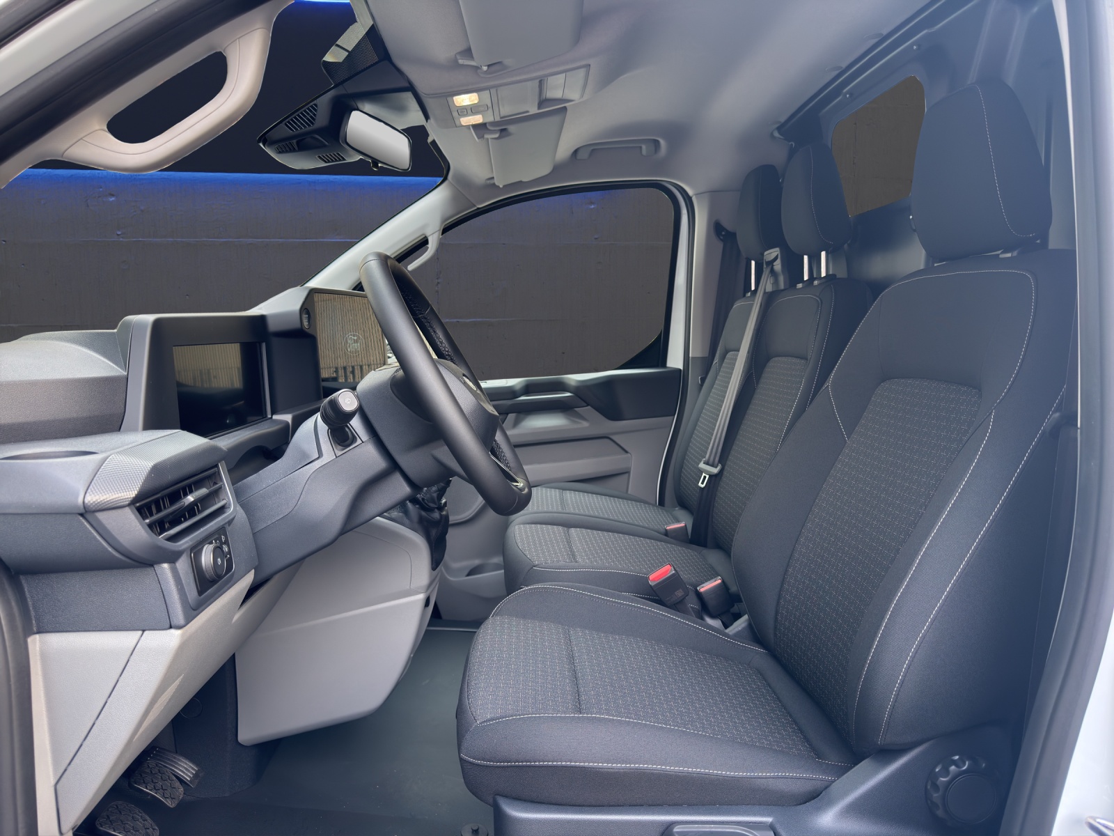 FORD Transit Custom Van 280 L1 2.0 EcoBlue 136PS Trend-image-6