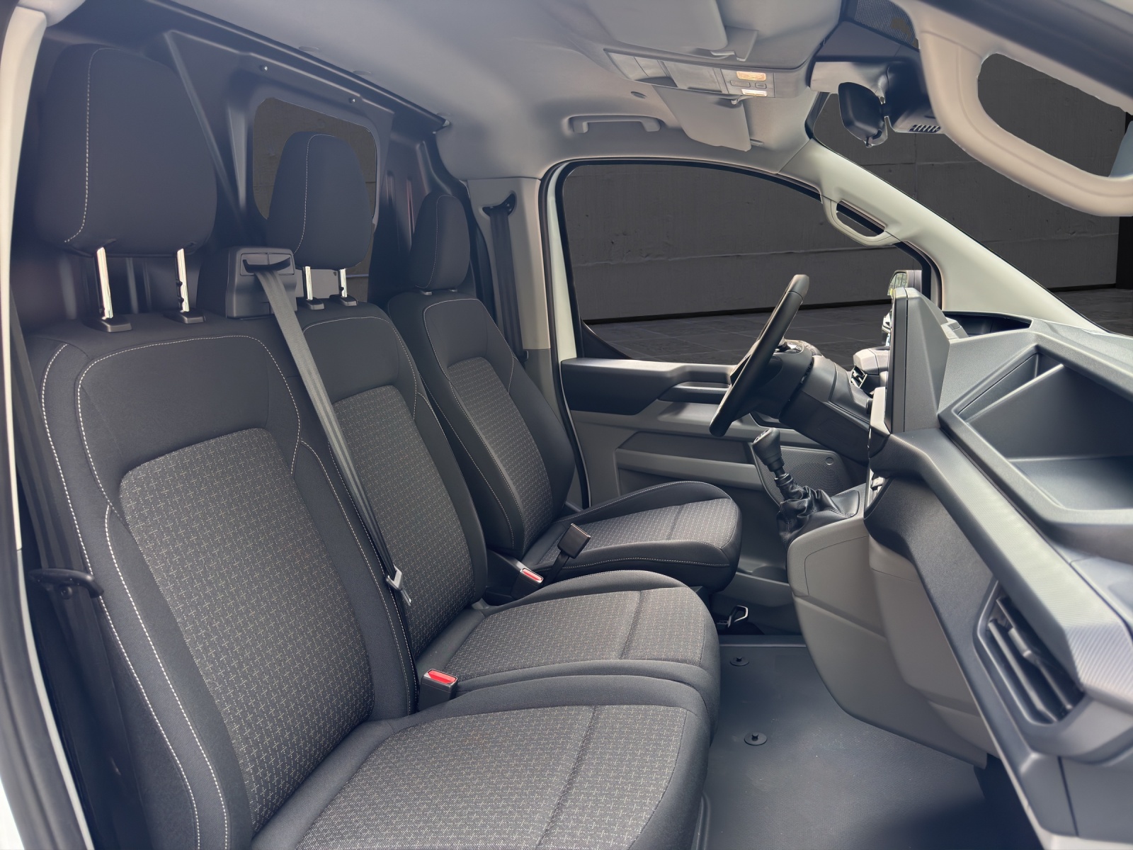 FORD Transit Custom Van 280 L1 2.0 EcoBlue 136PS Trend-image-11