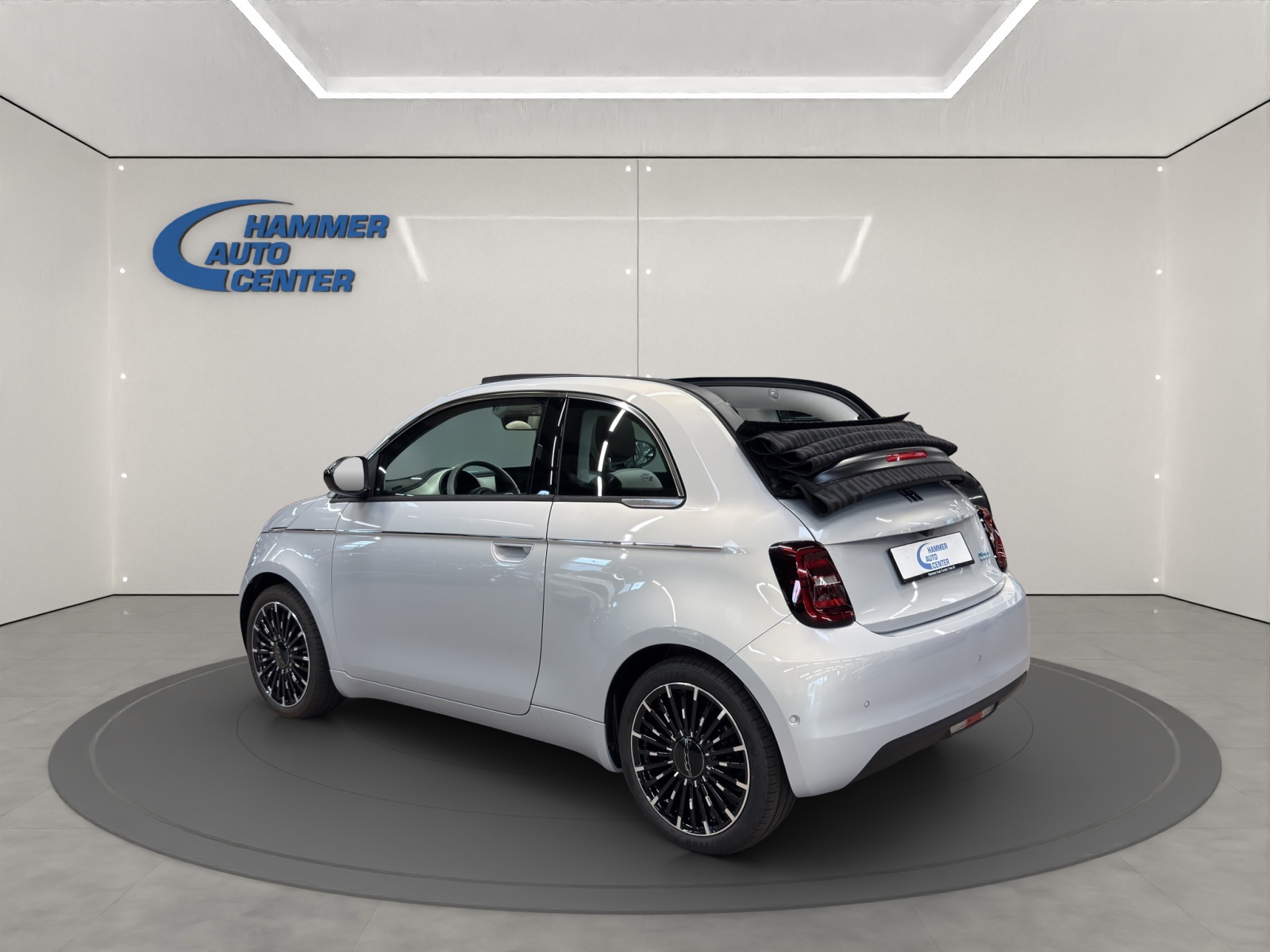 FIAT 500 Cabrio La Prima-image-2