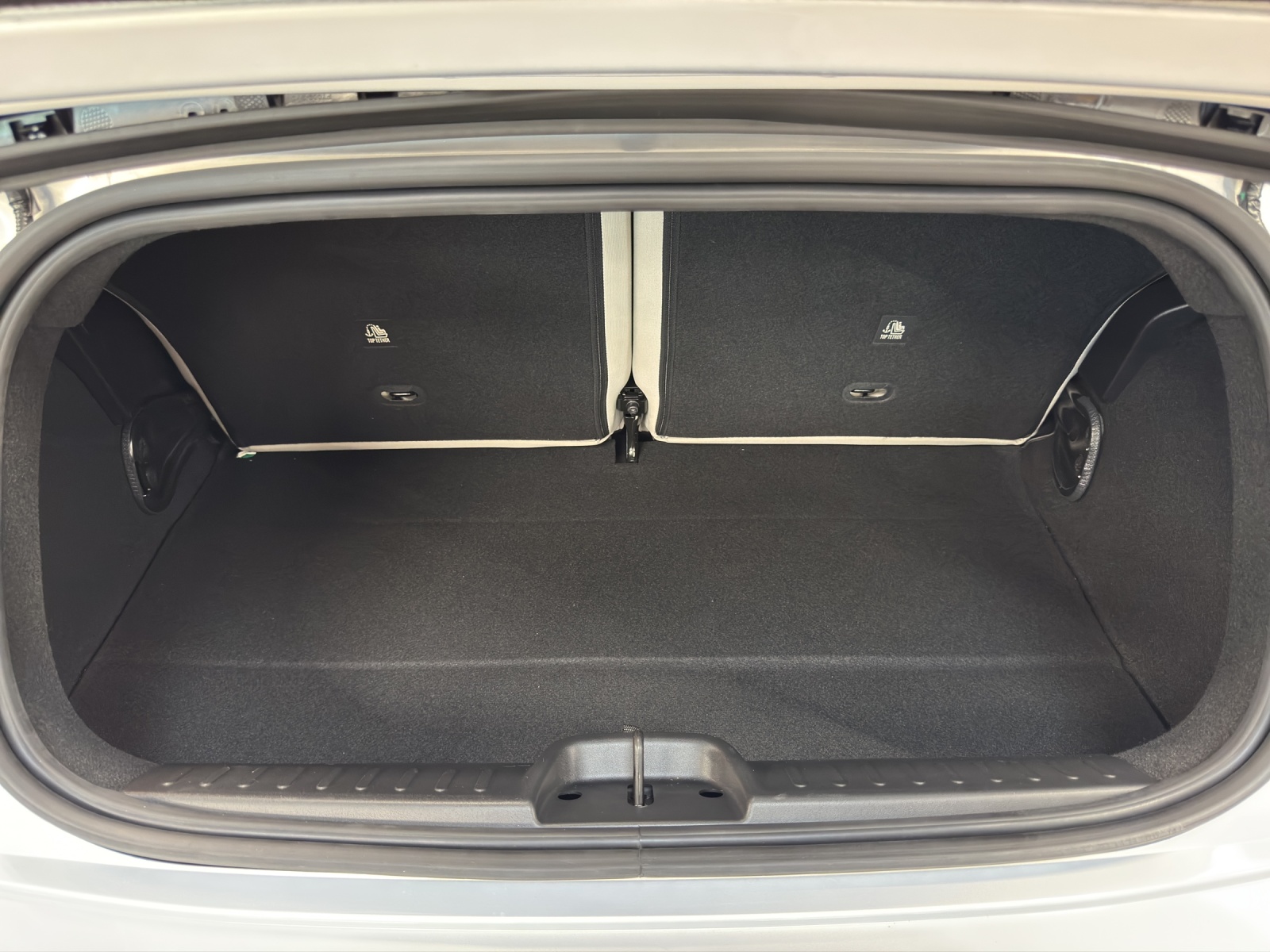FIAT 500 Cabrio La Prima-image-13