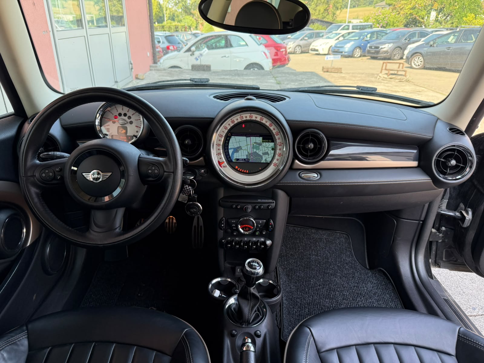 MINI Clubman Cooper S-image-6