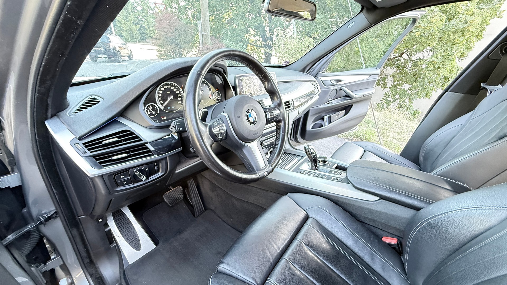 BMW X5 xDrive 40e iPerformance Pure M Sport Steptronic-image-10