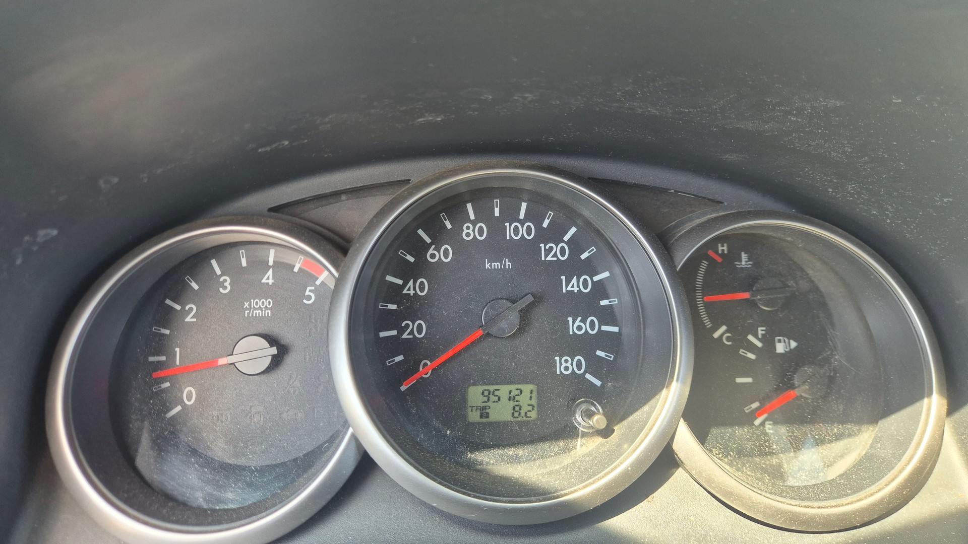 MAZDA BT-50 2.5 CD Tornado 4x4-image-8