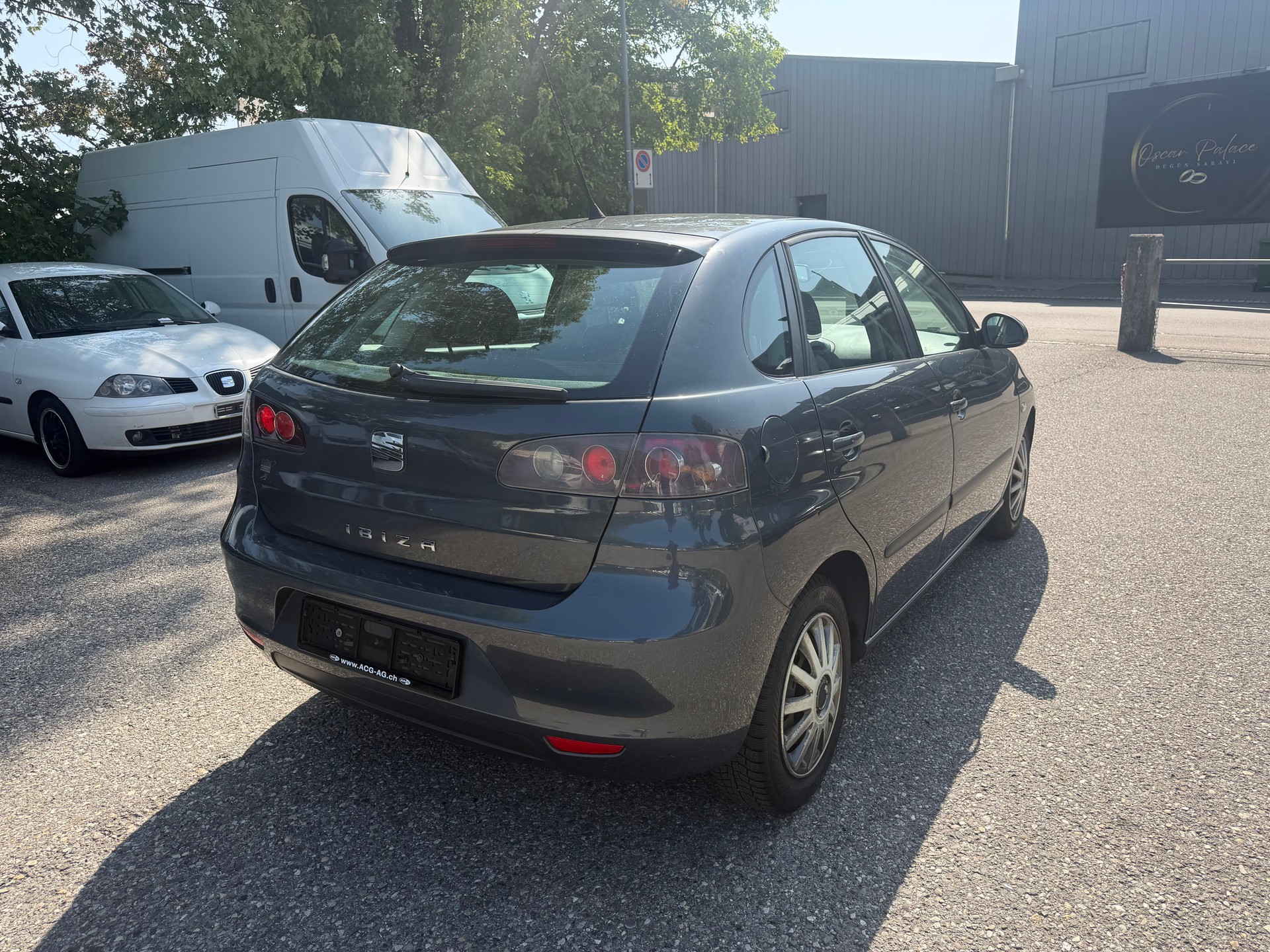 SEAT Ibiza 1.4 16V Reference ** Klima-auto ** 04x Airbag ** Frisch Ab MFK-image-4